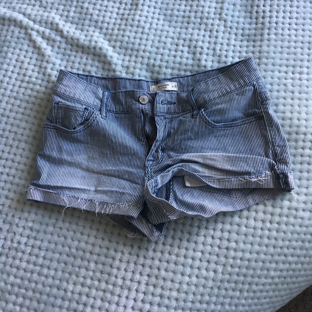 navy blue and white striped shorts